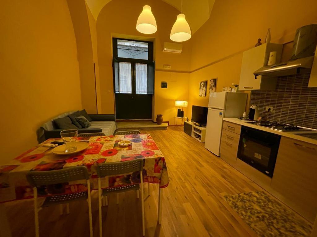 Verdi 49 Holiday Home Катания Экстерьер фото